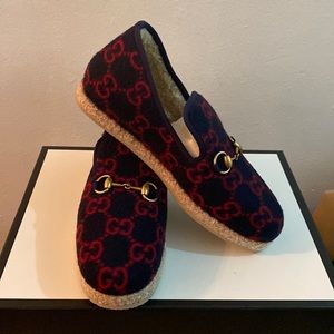 Gucci unisex loafers men 7 women 9